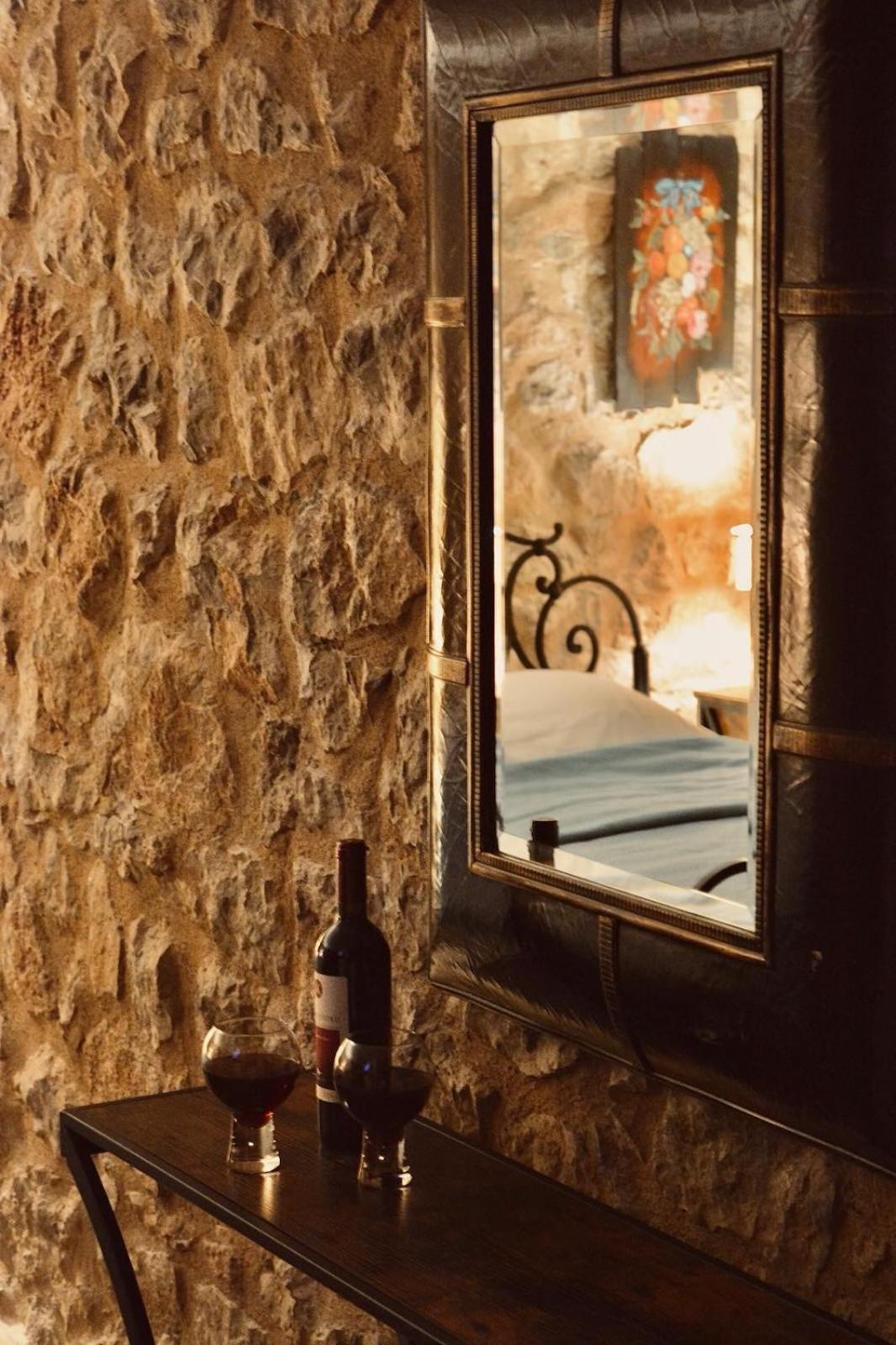 Alexandros Guesthouse Арахова Екстер'єр фото