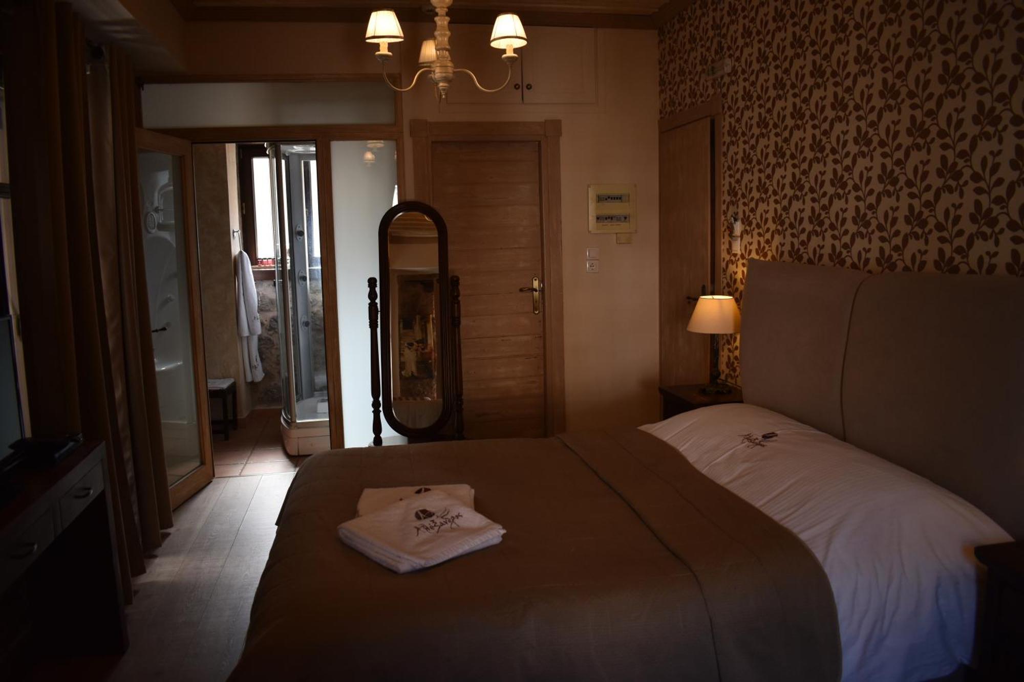 Alexandros Guesthouse Арахова Екстер'єр фото