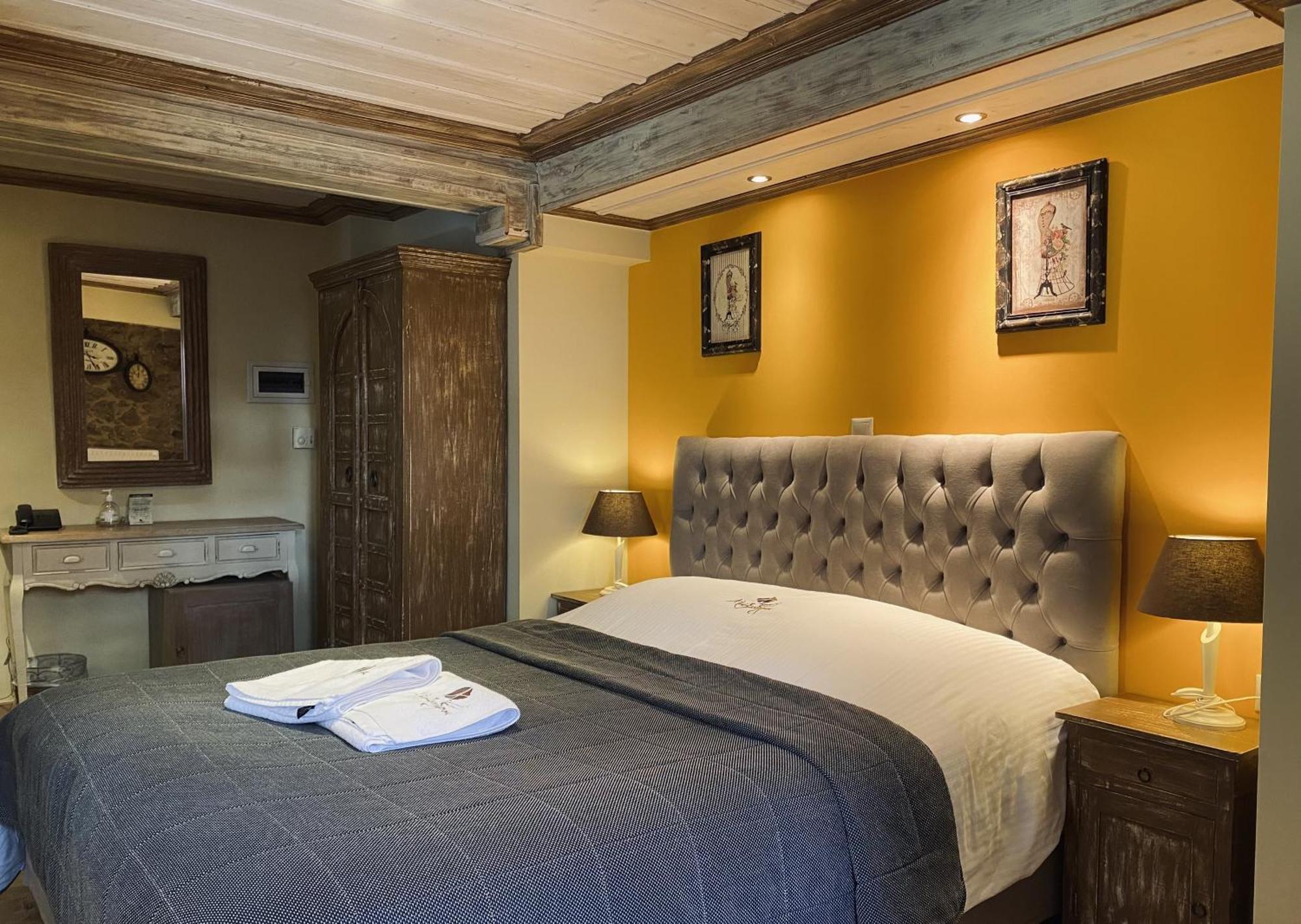 Alexandros Guesthouse Арахова Екстер'єр фото
