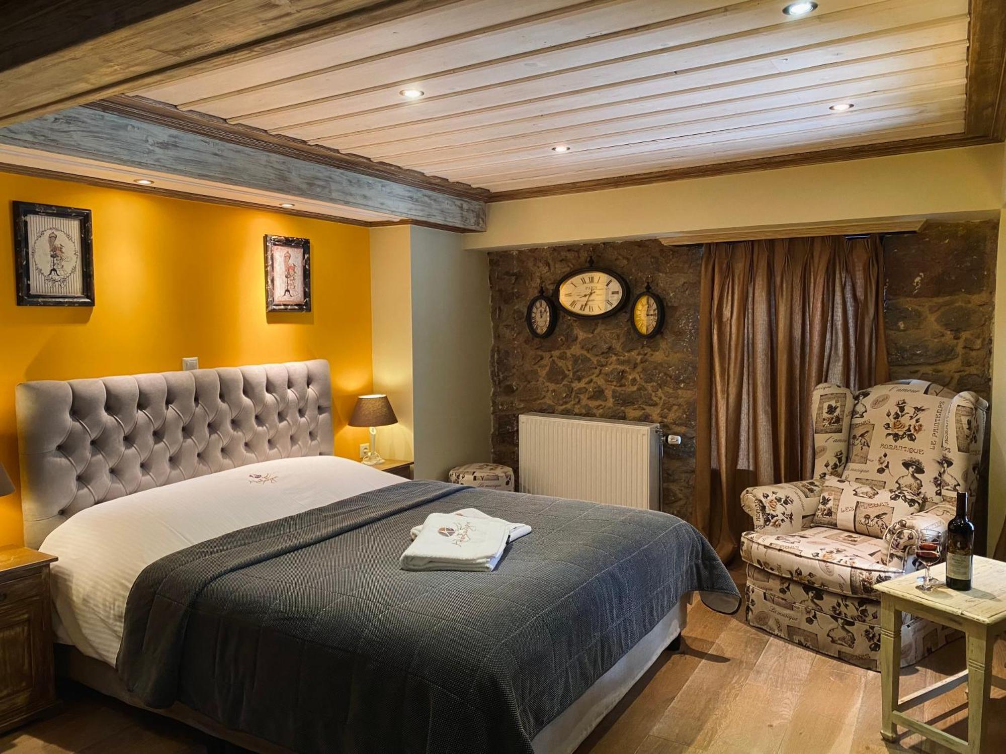Alexandros Guesthouse Арахова Екстер'єр фото